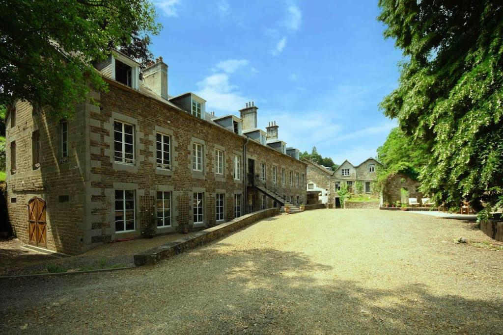 Beautiful, Historic Manoir In Semi-Rural Setting Βίλα Viré Εξωτερικό φωτογραφία